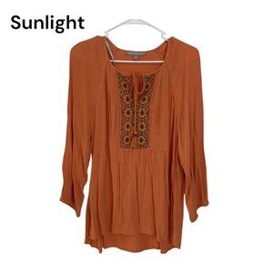 Daniel Rainn Women SZ M Orange Boho Peasant Top Embroidered Front & Tie Neck